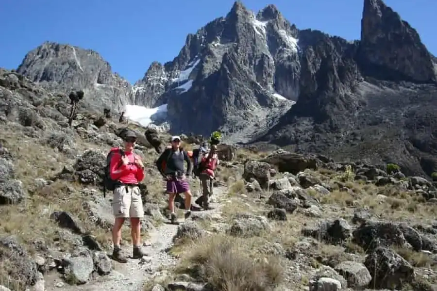 🚸Mt Kenya: Full-day Hiking Tour From Nairobi