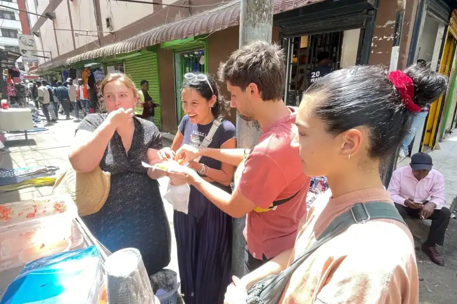 🕓Nairobi: 1 Hour Gastronomic and Street Food tour of Nairobi