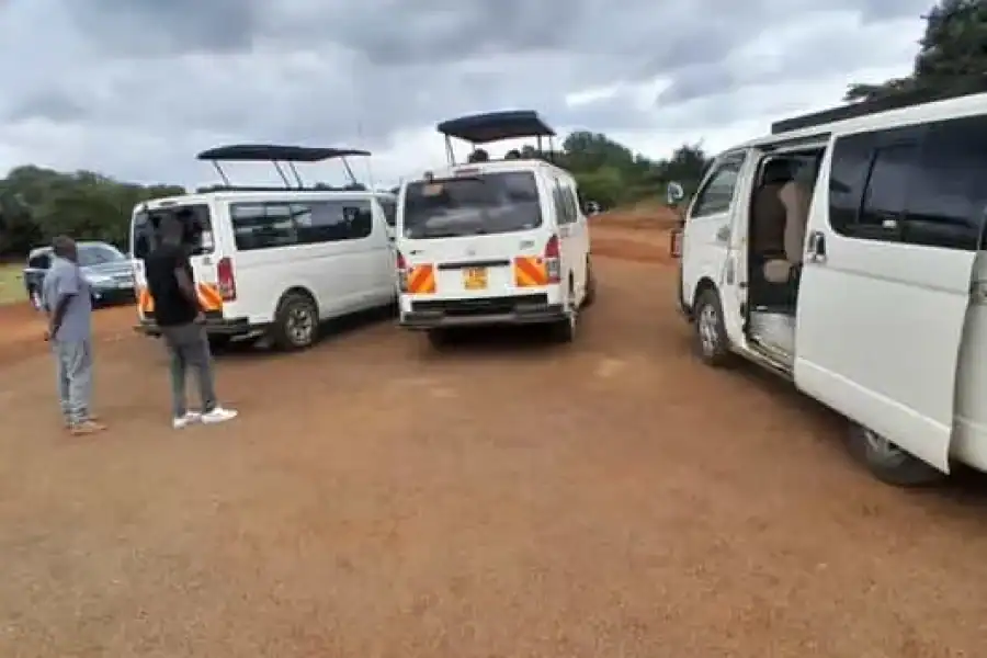 🚸Nairobi: 2-day Amboseli National Park Private Tour