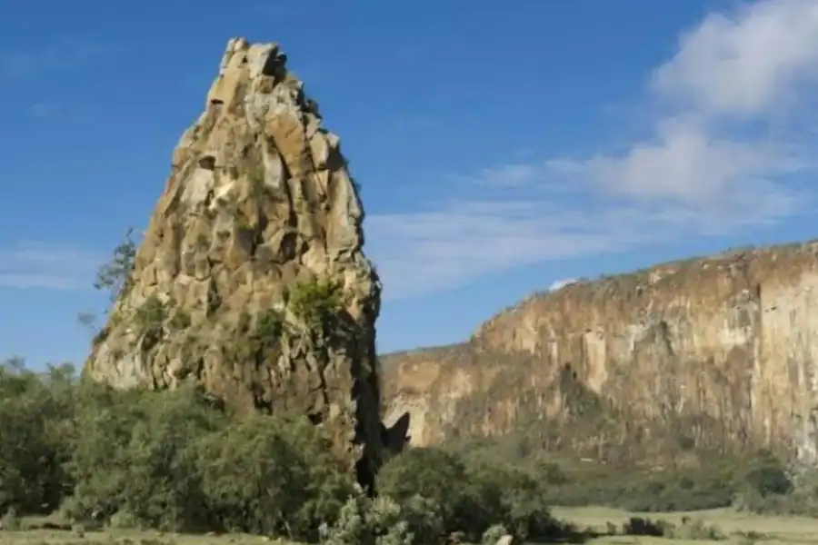 🕓Nairobi: 3-Day Hell’s Gate and Amboseli National Park Tour