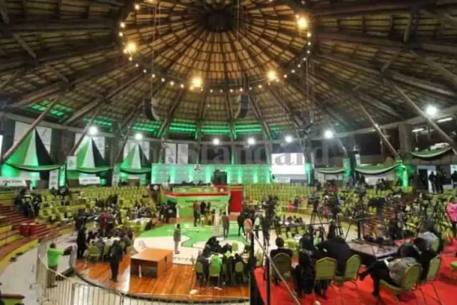 🚸Nairobi: Bomas Of Kenya Traditional Dance And Acrobatic Show