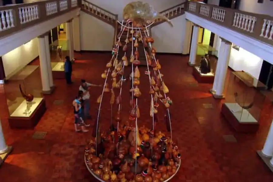 🚸Nairobi National Museum Guided Tour