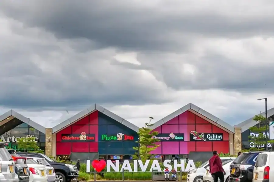 🕓Naivasha: Guided Walking Tour with Street Food Tasting
