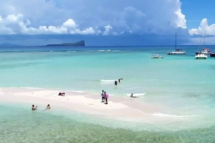 🕓North Islands: Full Day Catamaran Cruise, BBQ lunch& Drinks