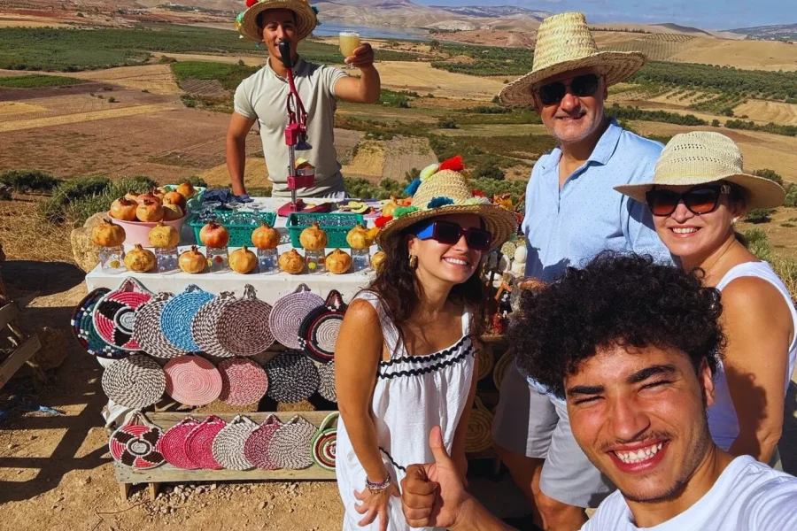 🕓One-Way Transfer from Fes to Tanger Via Chefchaouen