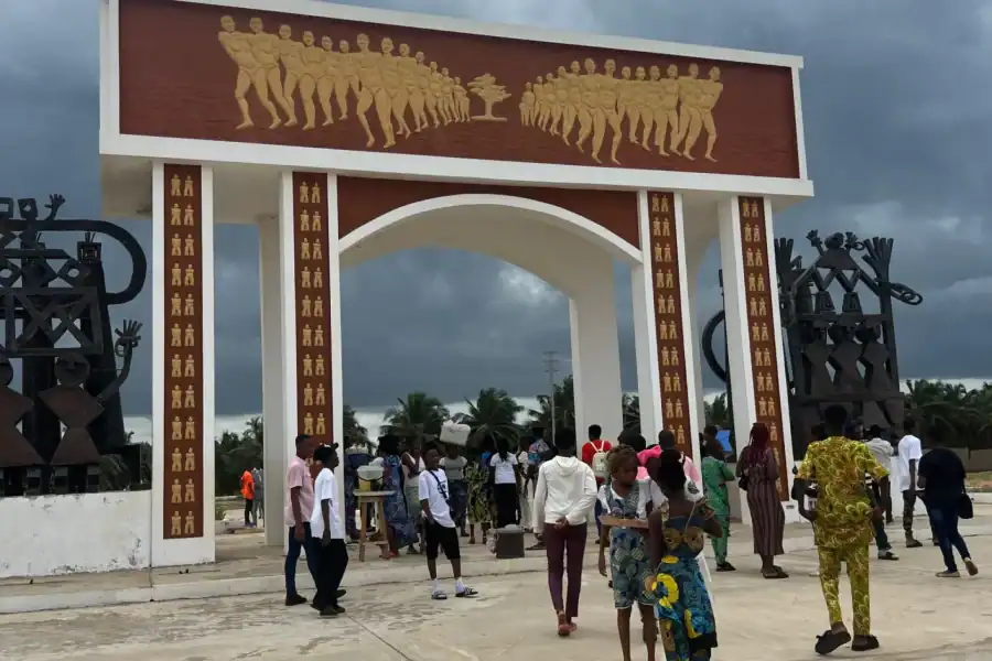 🕓Ouidah: Guided E-Bike Tour – Full Day