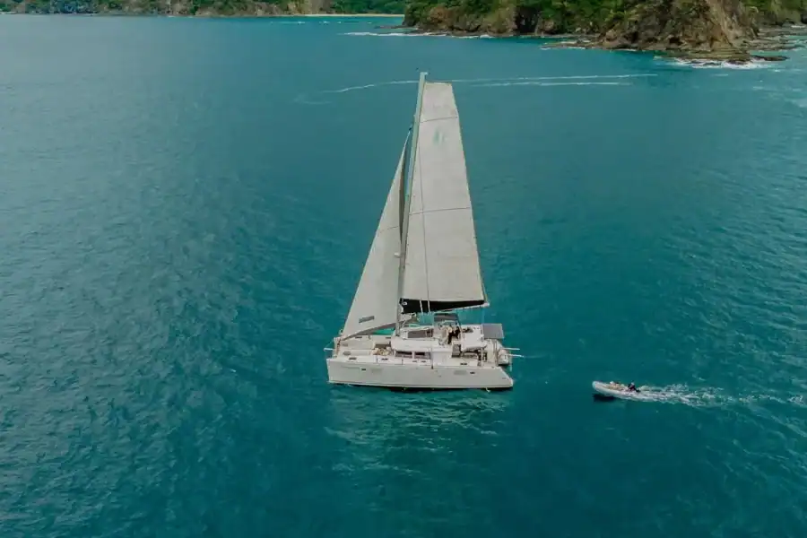 🕓Papagayo Peninsula: Private Full-Day Luxury Catamaran Cruise