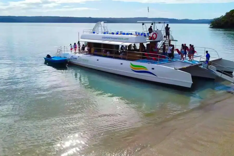 🕓Playa del Coco: Trimaran Sunset Tour Península Papagayo