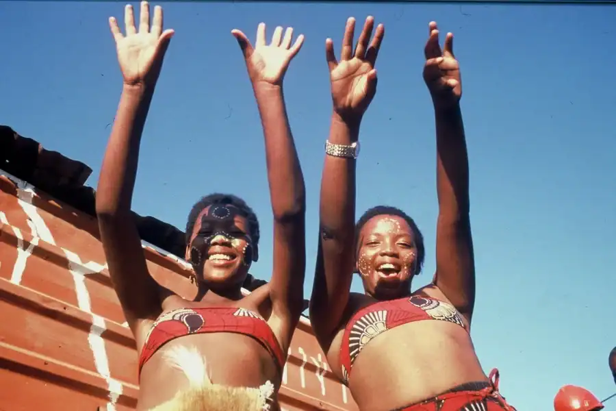 🕓Plettenberg Bay: Qolweni Township Cultural Walking Tour
