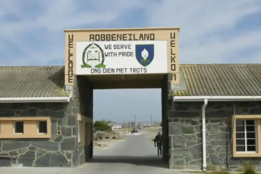 🕓Robben Island Museum Tour with Transfer and Ferry Tickets.