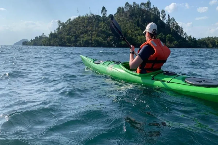 🕓Rwanda- Lake Kivu Kayaking/Canoeing Adventure
