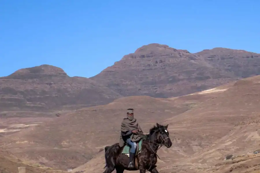 🕓Sani Pass Extended Tour: Go a further 100 km's into Lesotho