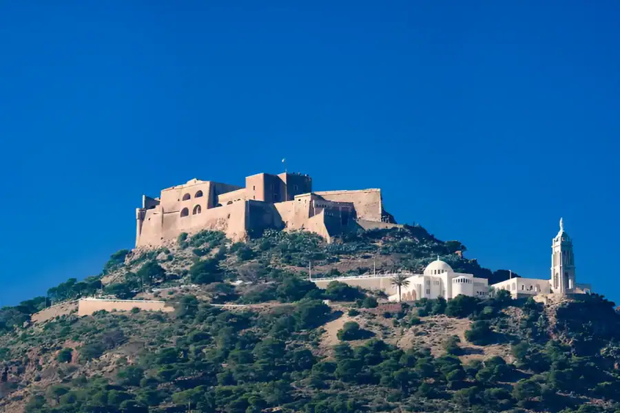 🕓Santa Cruz: Guided tour of the Fort and the chapel