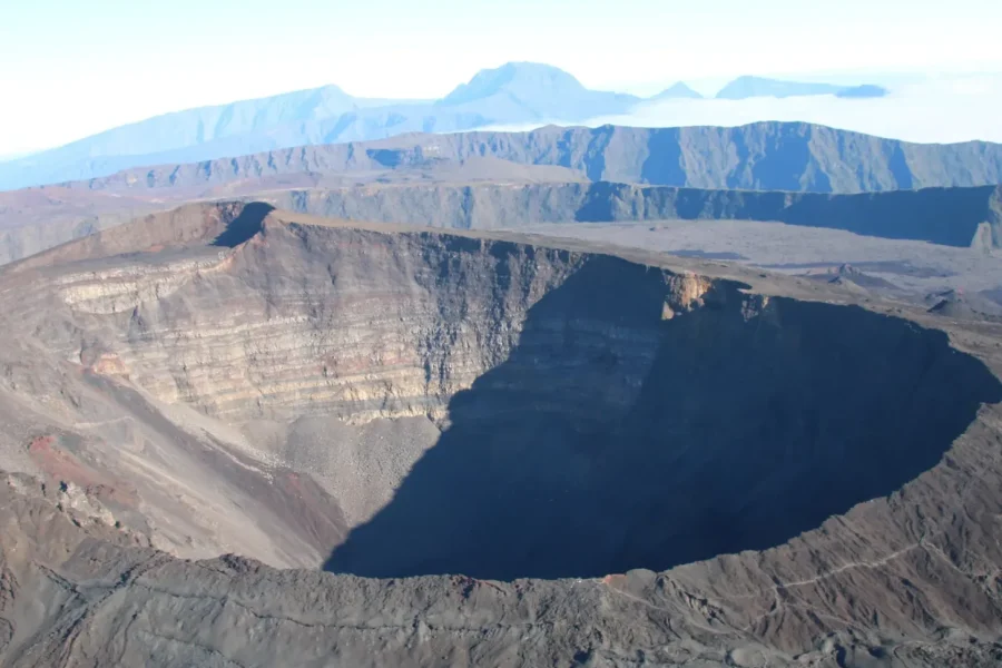🕓Scenic helicopter flight over Piton de la Fournaise