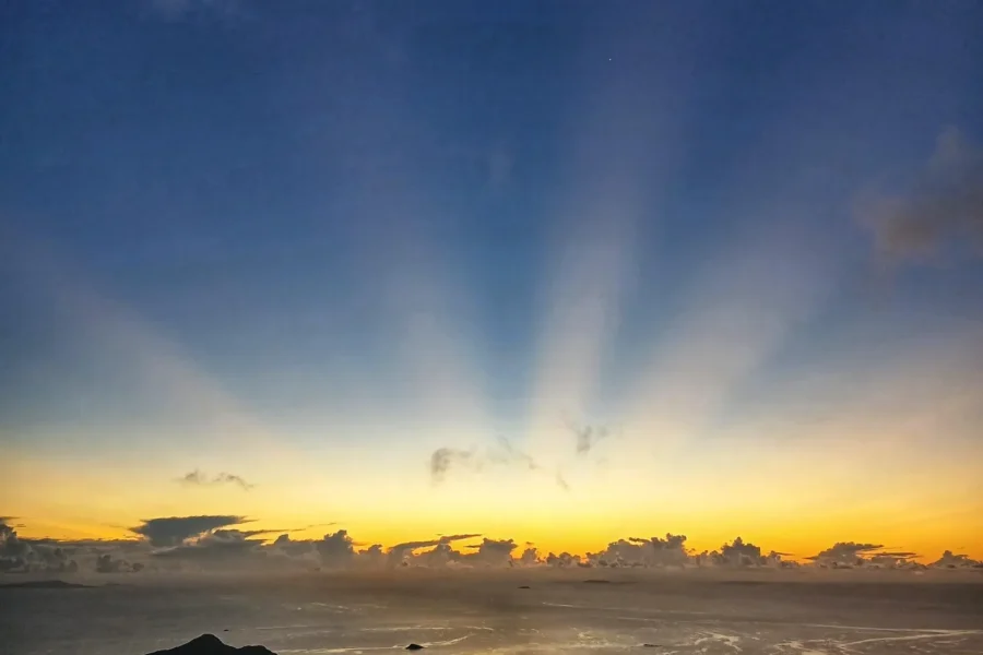 🕓Sunrise Hike! Mountain hike with Scenic Views, Hotel pickup!