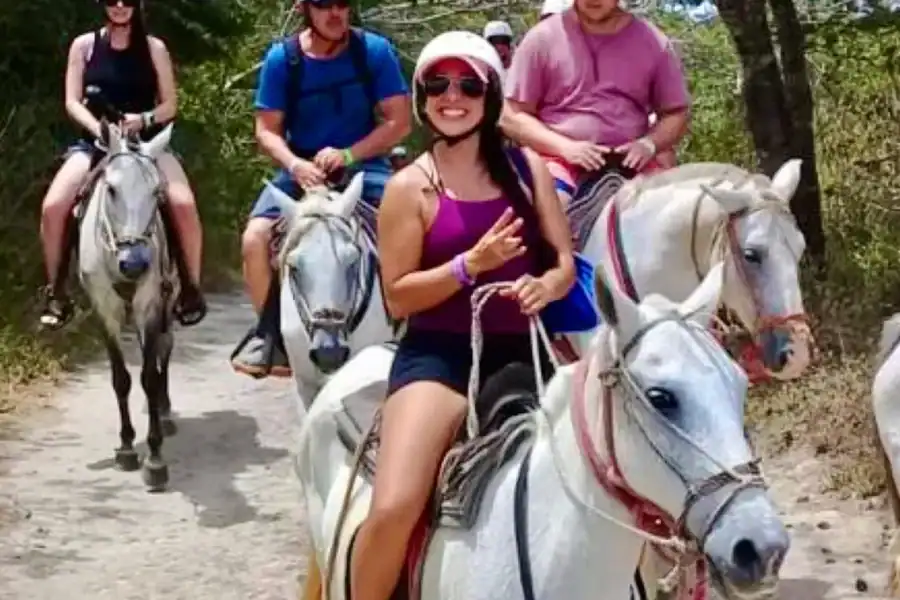 🕓Tamarindo: Zip Line, Horseback Riding& Natural Spa Day Tour
