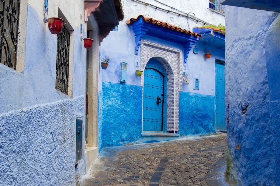 🕓Transfer From Fez to Chefchaouen ( shared Group)