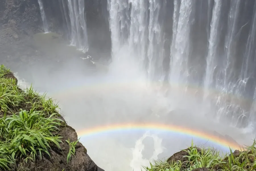 🕓Victoria Falls Guided Tour + Devils or Angel's pool Swimming