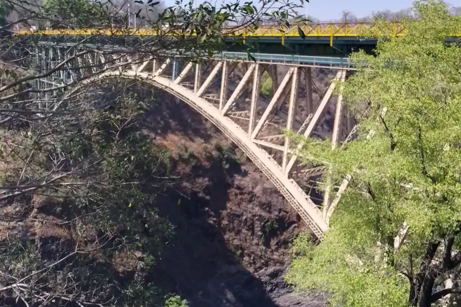 🕓Victoria Falls: Guided Tour, Sunset Cruise, and Dinner
