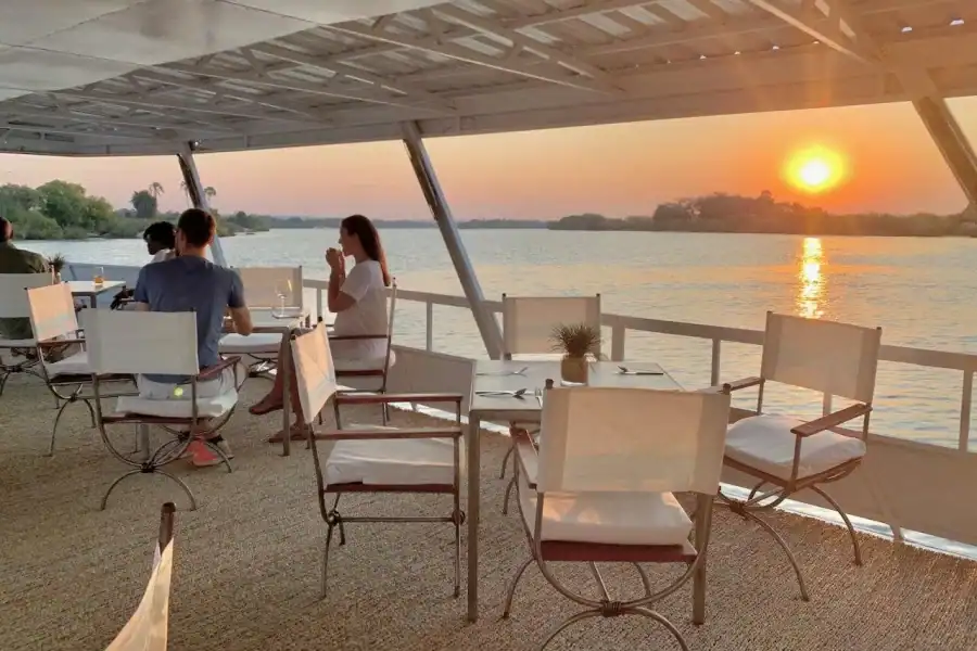 🕓Victoria Falls: Zambezi River Relaxing Sunset Boat Cruise