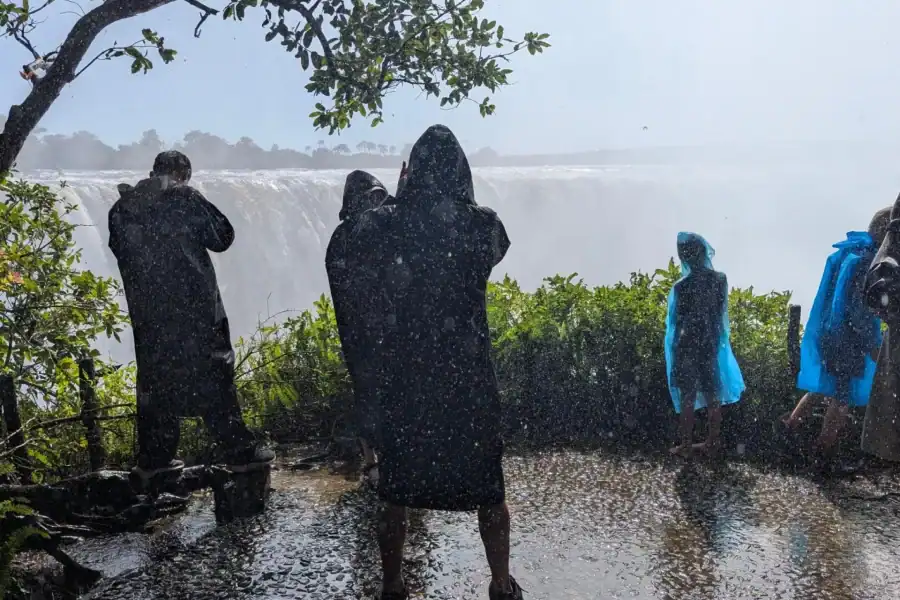 🕓Victoria Falls Zimbabwe Walk Tour – SADC Exclusive