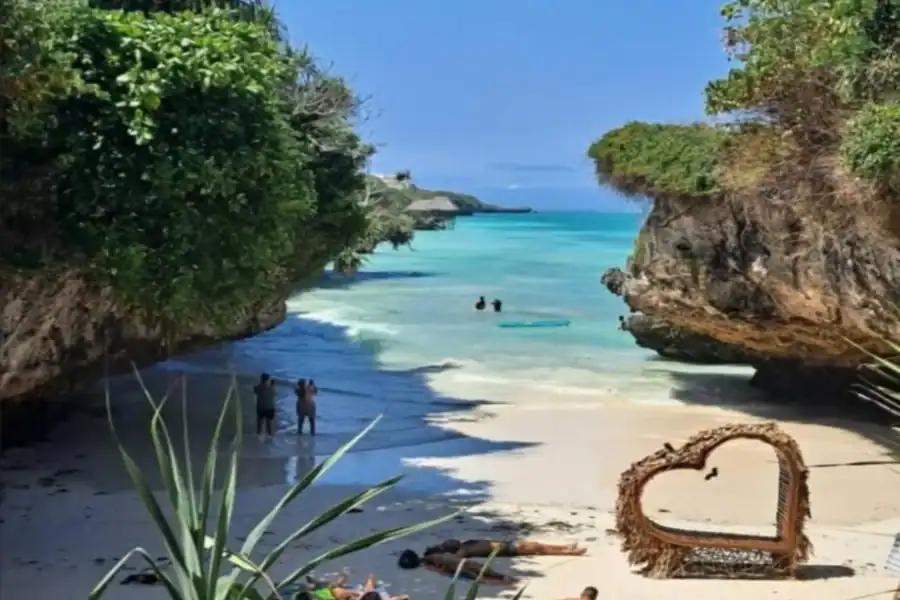 🕓Zanzibar: Jozani forest, Salaam cave& Mtende beach tour