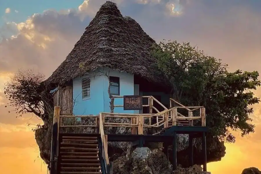 🕓Zanzibar : Oceanfront Dining at The Rock Restaurant