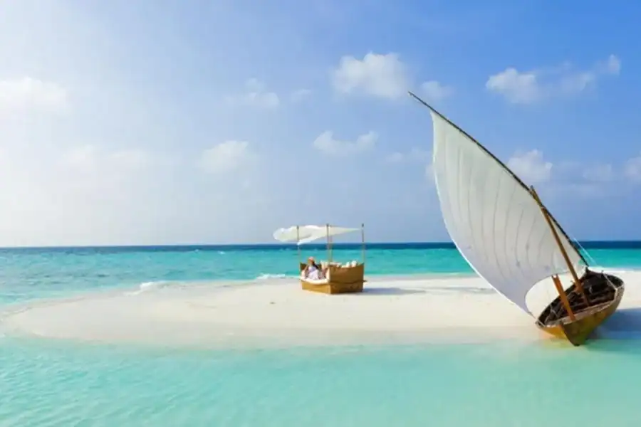 🕓Zanzibar: Prison Island& Nakupenda Sandbank Boat Tour +BBQ