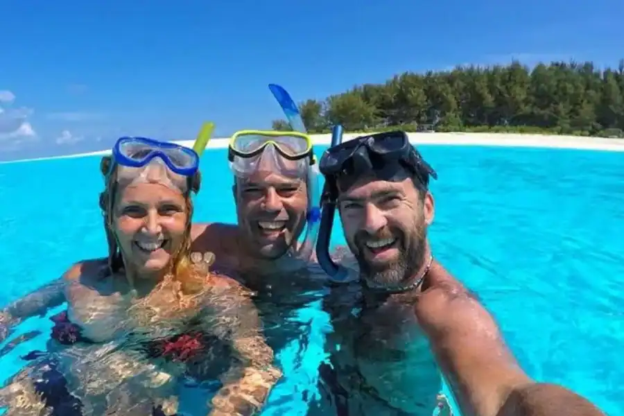 🕓Zanzibar: Private Mnemba Dolphin Safari and Turtle Swimming